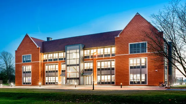 Learning and Research Centre 1